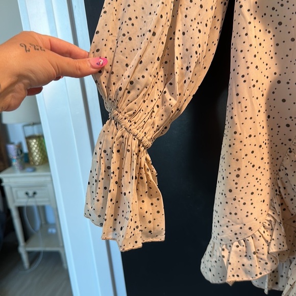 Cream polka dot romper - Picture 4 of 5